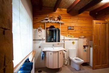 Фото номера Дом для отпуска Дома для отпуска Holiday Home Kraujas г. Sērenes 43